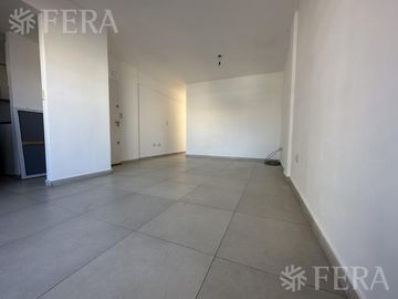 Venta departamento 3 ambientes con balcón en Quilmes