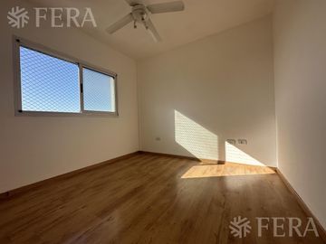 Venta departamento 3 ambientes con balcón en Quilmes