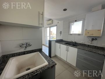 Venta departamento 3 ambientes con balcón en Quilmes