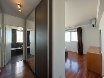 Departamento de 3 dormitorios más dependencia, 2 cocheras y amenities en Maui
