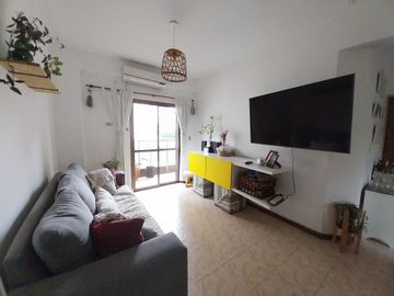 Venta Departamento 3 dormitorios en Crisostomo Alvarez al 1000