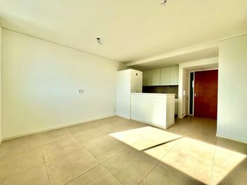 DEPARTAMENTO DE UN DORMITORIO VENTA SOLARIUM Y PARRILLERO LUIS AGOTE ROSARIO