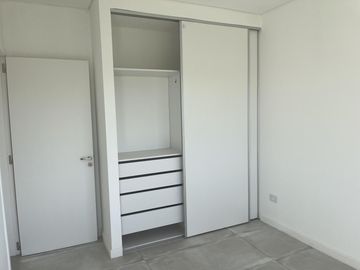 Venta Casa 3 Dormitorios A Estrenar en Medal Country Club