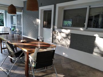 Casa única excelente ubicación impecable estado en 1 lote de 1.080 m²