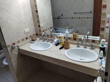 Casa única excelente ubicación impecable estado en 1 lote de 1.080 m²