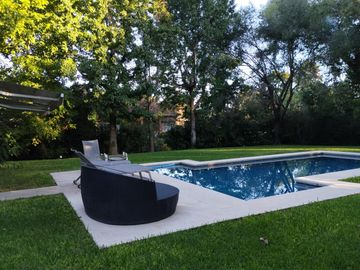 Casa única excelente ubicación impecable estado en 1 lote de 1.080 m²