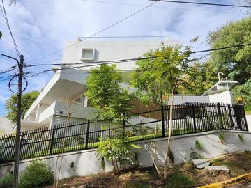 Departamento en  venta en Punta Chica Guido Spano 490 3 ambientes con terraza