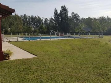 Casa en venta - 4 dormitorios 7 baños - Cochera - 4.937mts2 - Campos De Roca