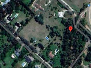 Casa en venta - 4 dormitorios 7 baños - Cochera - 4.937mts2 - Campos De Roca