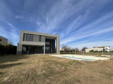 Casa en  venta en San Matias, Área 5