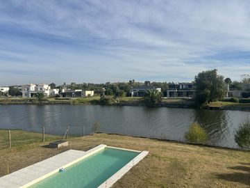 Casa en  venta en San Matias, Área 5