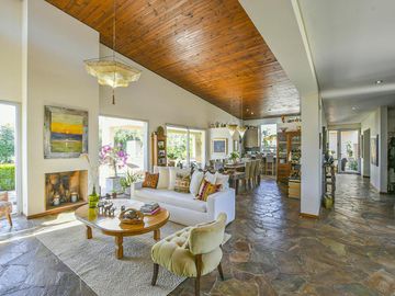 Casa de 3 dormitorios con pileta en Cantegril - Funes