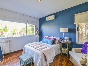 Casa de 3 dormitorios con pileta en Cantegril - Funes
