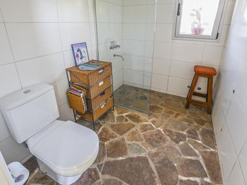 Casa de 3 dormitorios con pileta en Cantegril - Funes