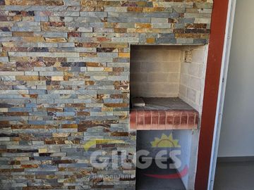 Venta Departamento 2 Amb. Amplios  en Ramos Mejía  