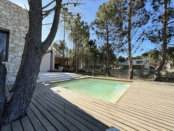 Casa en Alquiler - Maritimo III Lote 136 de Costa Esmeralda - Camino privado hasta la playa