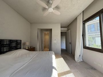 Casa en Alquiler - Maritimo III Lote 136 de Costa Esmeralda - Camino privado hasta la playa