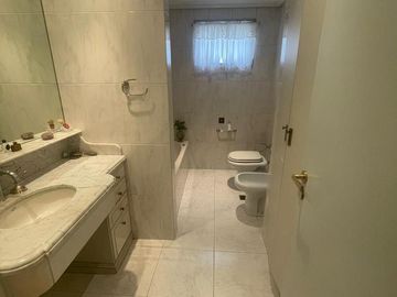 Venta departamento ubicado en el corazón de Palermo -  Cochera Incluída