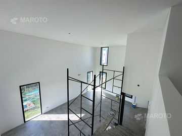CASA A LA LAGUNA EN VENTA EN SAN MATIAS - MAROTO PROPIEDADES