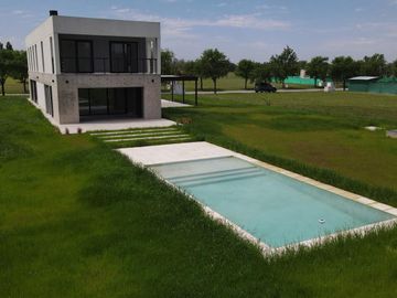Excelente Casa en Everlinks Golf & Country Club