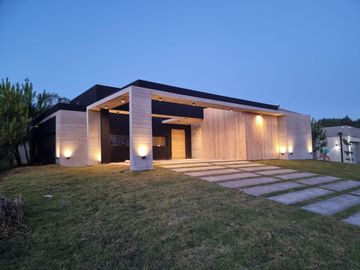 Casa en venta Costa Esmeralda