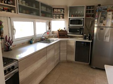 VENTA Casa Fincas De Maschwitz-Pileta-APTA CREDITO- Playroom-Escritorio-LOSA RADIANTE