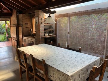 VENTA Casa Fincas De Maschwitz-Pileta-APTA CREDITO- Playroom-Escritorio-LOSA RADIANTE