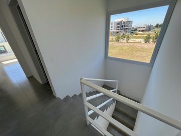 Casa en venta en barrio  Vila Marina, Tigre