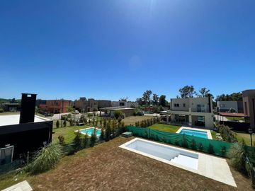 Casa en venta en barrio  Vila Marina, Tigre