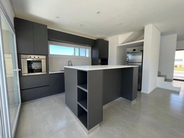 Casa en venta en barrio  Vila Marina, Tigre