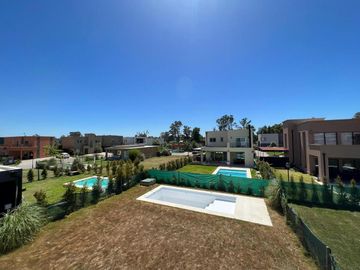 Casa en venta en barrio  Vila Marina, Tigre
