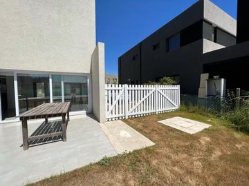 Casa en venta en barrio  Vila Marina, Tigre