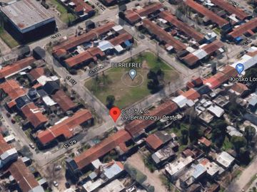 Casa en venta - 2 dormitorios 2 baños - Cochera - 200Mts2 - Berazategui