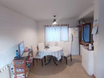 Departamento 3 ambientes a 100 metros Av. Arrayanes