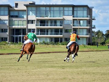 Casa en Greenville Polo Resort