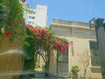 Casa en venta - 3 dormitorios 1 baño - Cochera - 245mts2 - Don Bosco