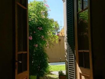 Casa en venta - 3 dormitorios 1 baño - Cochera - 245mts2 - Don Bosco