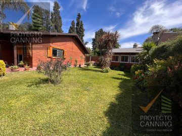 Casa en venta en  Canning Ezeiza
