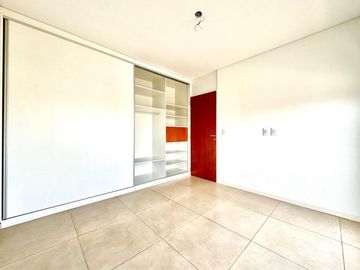 DEPARTAMENTO DE UN DORMITORIO VENTA SOLARIUM Y PARRILLERO LUIS AGOTE ROSARIO