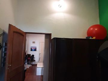 CASA EN VENTA 4 AMBIENTES EN SAN TELMO!!!!