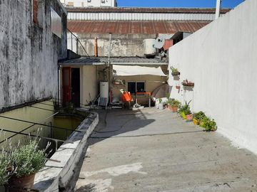 CASA EN VENTA 4 AMBIENTES EN SAN TELMO!!!!