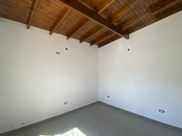 PH EN VENTA EN NUEVO BARRIO SAN RAFAEL -GAS NATURAL