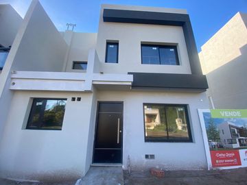 PH EN VENTA EN NUEVO BARRIO SAN RAFAEL -GAS NATURAL