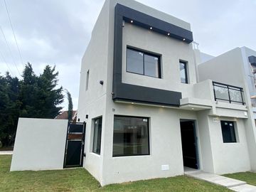 PH EN VENTA EN NUEVO BARRIO SAN RAFAEL -GAS NATURAL