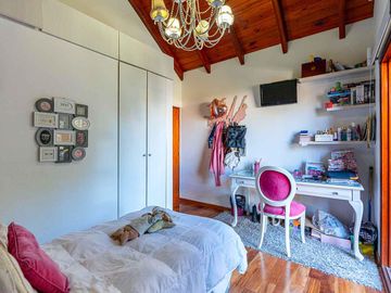 Casa en Venta con jardín y pileta