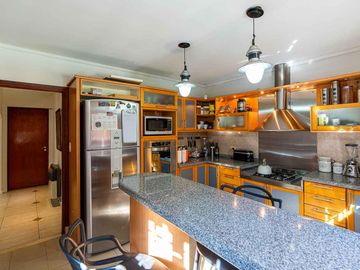 Casa en Venta con jardín y pileta