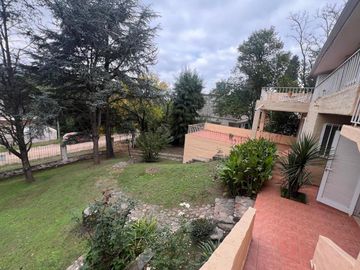 CASA QUINTA EN BIALET MASSE SOBRE RUTA NAC 38 CON PILETA Y VISTA A LAS SIERRAS A 100 M DEL LAGO REF 1997