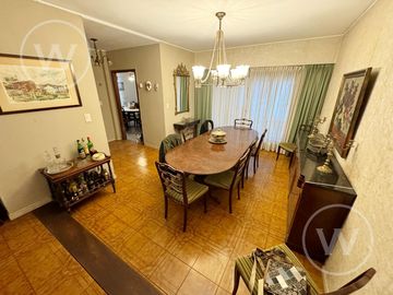 Casa  4 dormitorios   pileta  cochera - San Fernando