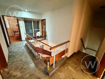 Casa  4 dormitorios   pileta  cochera - San Fernando