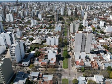 Monoambiente venta  -39 mts 2 totales con balcón- La Plata-pozo-emprendimiento.